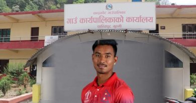 चन्द्रकोट गाउँपालिकाद्वारा क्रिकेटर सोमपाल कामीलाई सम्मान गर्ने
