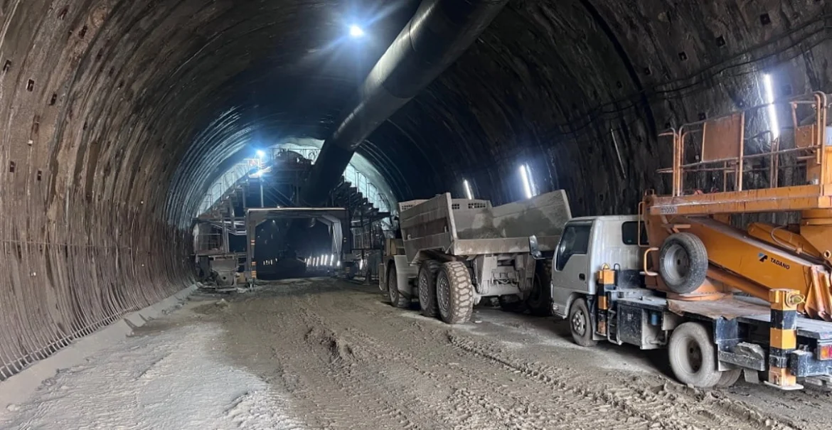 nagdhunga_surung_main_img1_aY2L24VdzM