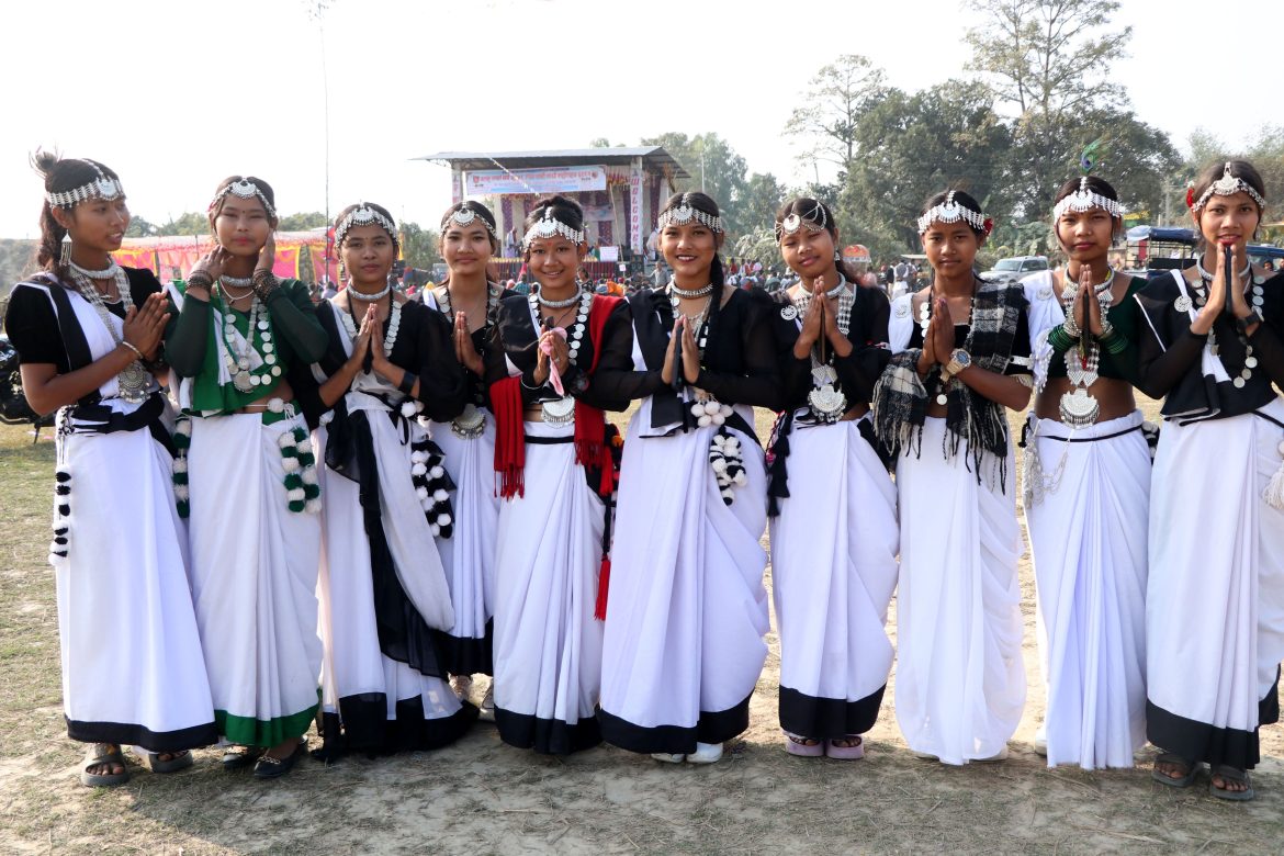 tharu girl-sarlahi2025-01-14-06-59-48