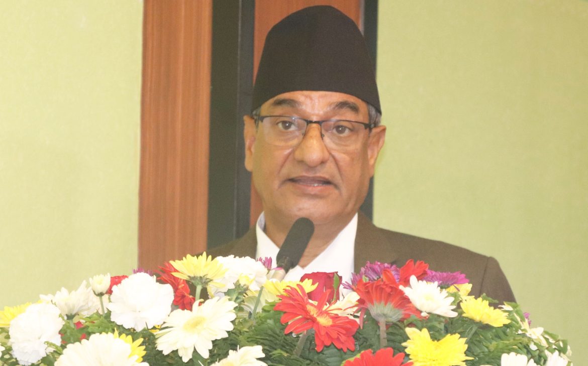 Ramesh lekhak home minister2025-04-18-12-32-26