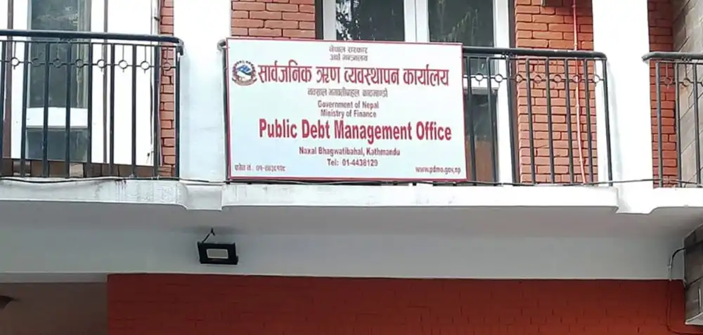 Public-Debt2025-10-31-12-40-39_1000x477_50