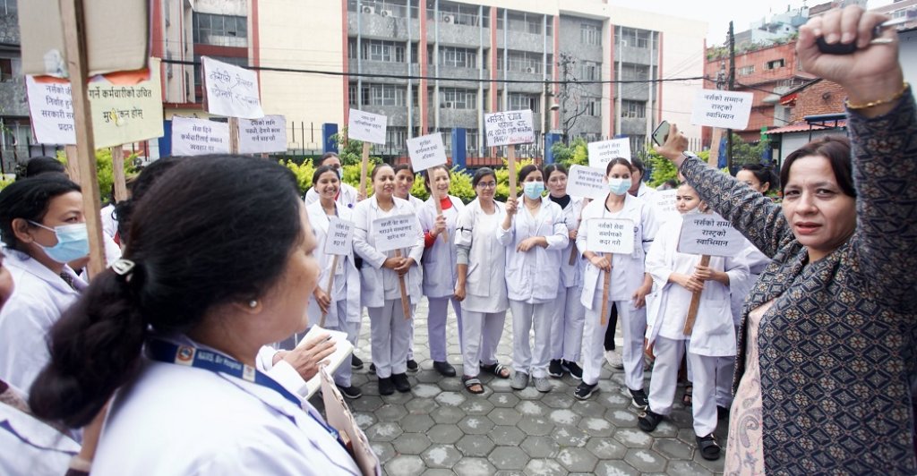 nurse2025-10-31-12-52-04